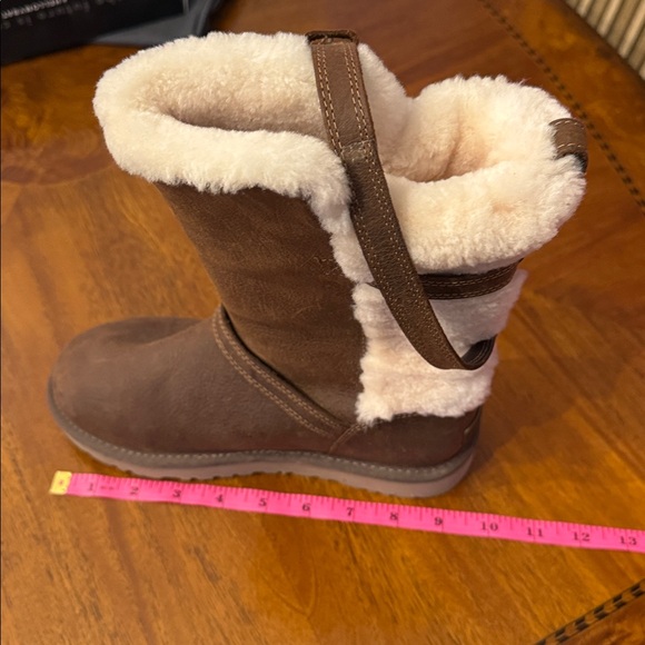 Ugg boots - Picture 10 of 12